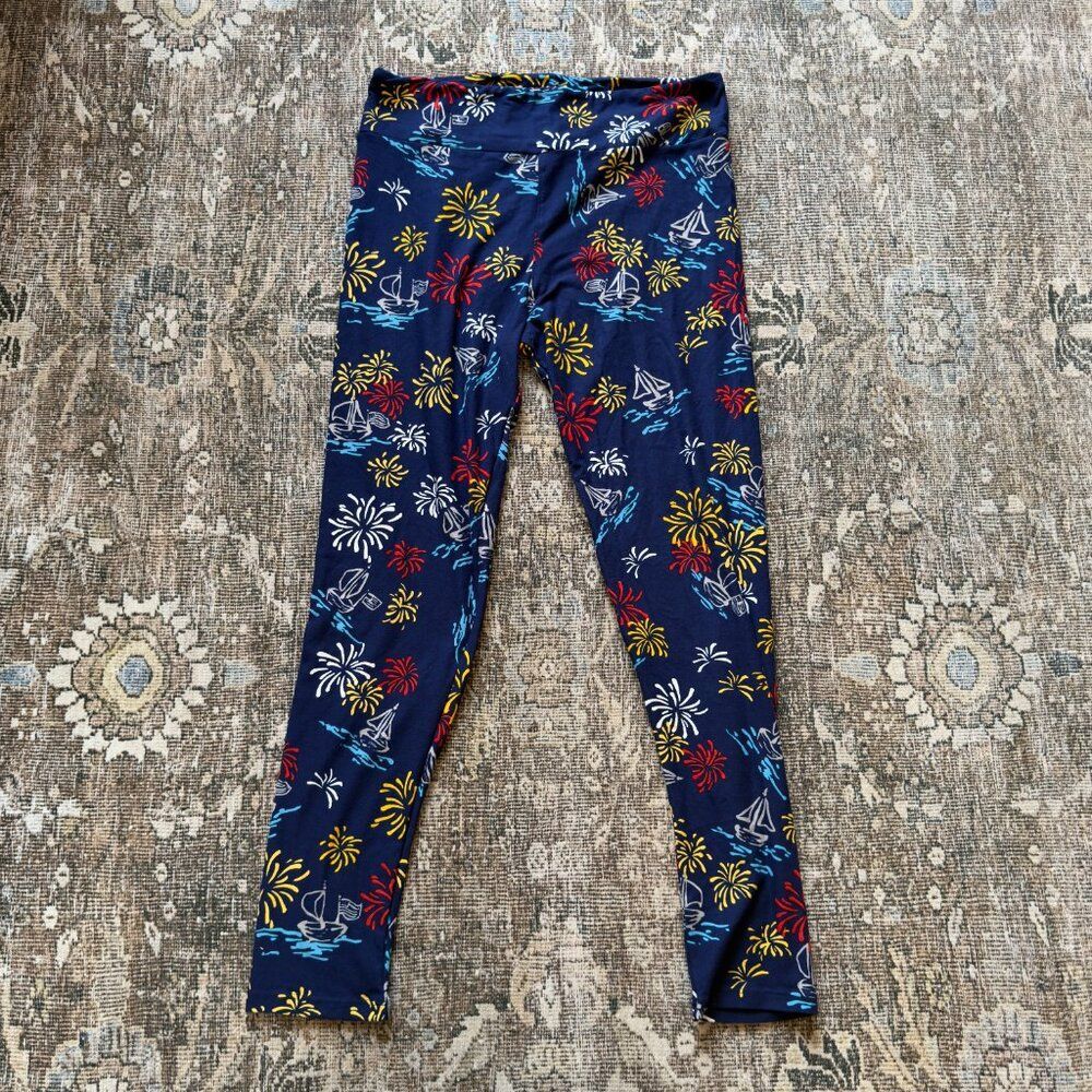 LulaRoe Fireworks Patterned Leggings • size tall & curvy
